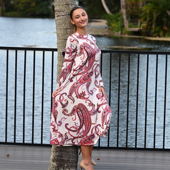 DEVORAH'S SECRET Modest Midi Dress Paisley White/Hot Pink/Coral / Regular& Plus - Picture 2 of 6